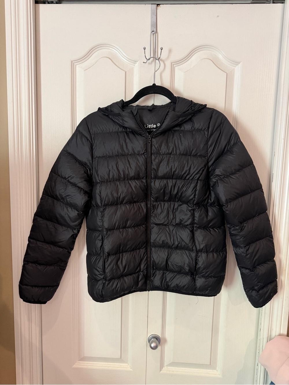 EUC Aritzia TNA little puff
